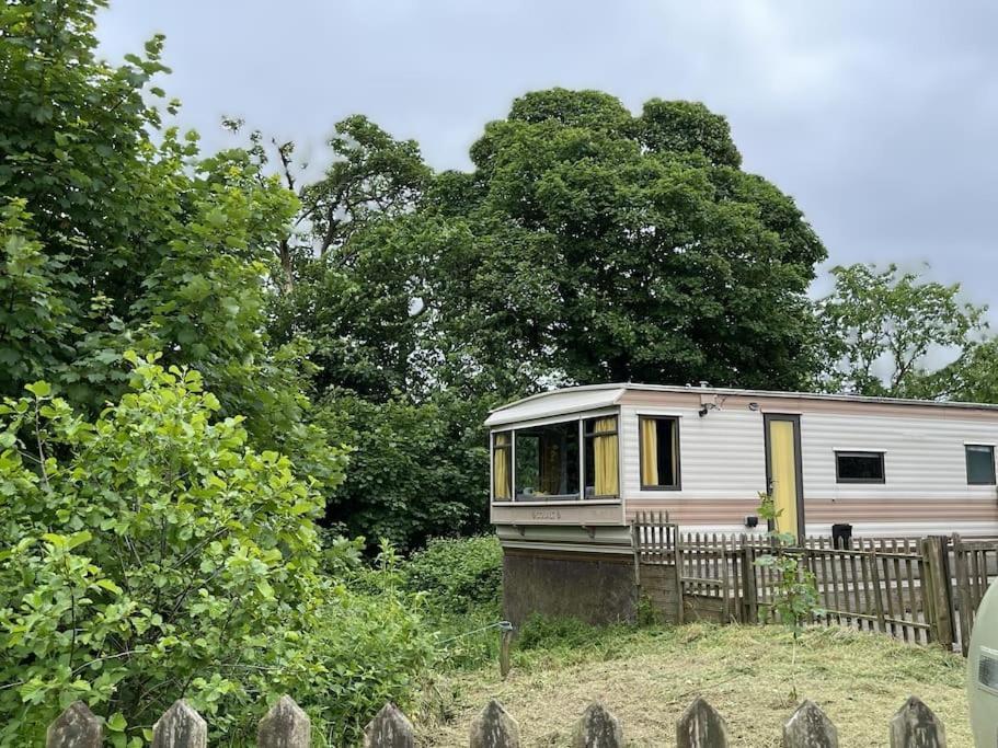 Hare Meadow Lodge Mellor  ภายนอก รูปภาพ